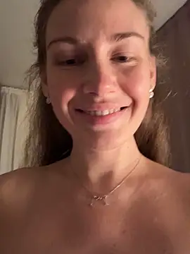 JasminJames online show from October 18, 2025, 8:31 pm