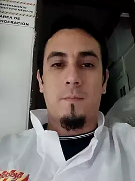 Snapshot of Rejy1992 chatting on December 28, 2024, 9:51 pm Rejy1992 online show from December 28, 2024, 9:51 pm