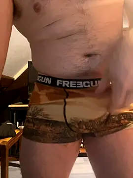 Snapshot of youlo71 chatting on November 20, 2025, 2:17 pm youlo71 online show from November 20, 2025, 2:17 pm