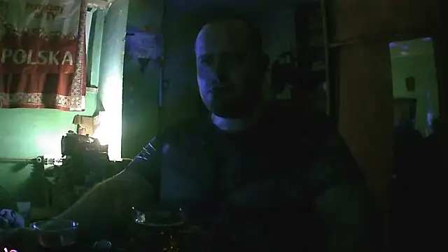 perversalus online show from March 18, 2026, 9:40 pm