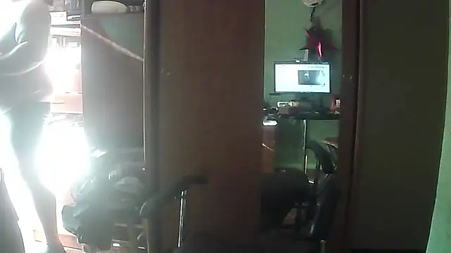 perversalus online show from July 17, 2026, 3:18 pm