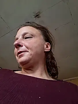 Everlyrose27 online show from December 22, 2025, 7:33 pm