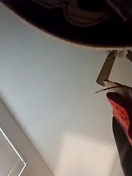 Everlyrose27 online show from March 3, 2026, 9:53 pm