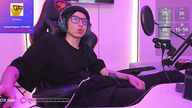 wexlee7 online show from February 27, 2025, 1:05 am