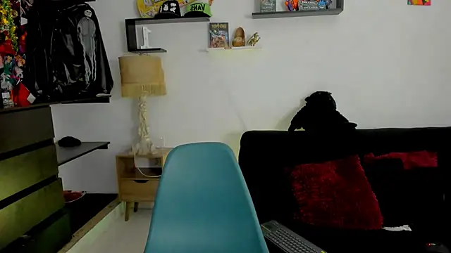 Tom Krakow online show from January 8, 2025, 7:03 pm