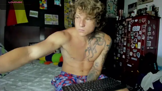 Tom Krakow online show from September 9, 2025, 1:32 pm