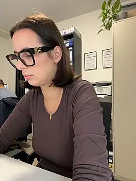 Hii Lolla online show from October 23, 2025, 6:02 am