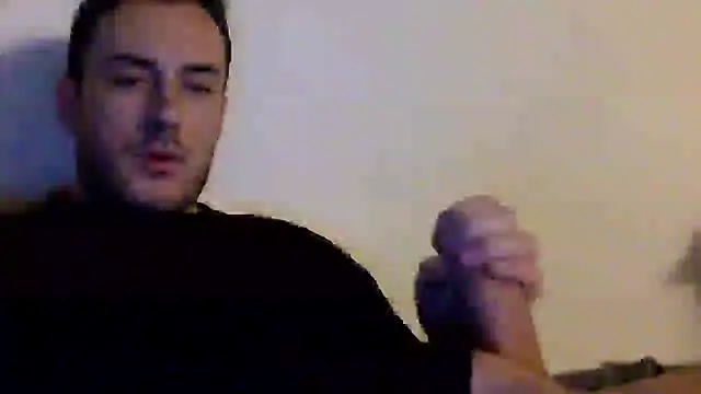 Snapshot of mainnrd chatting on January 24, 2025, 12:20 am mainnrd online show from January 24, 2025, 12:20 am