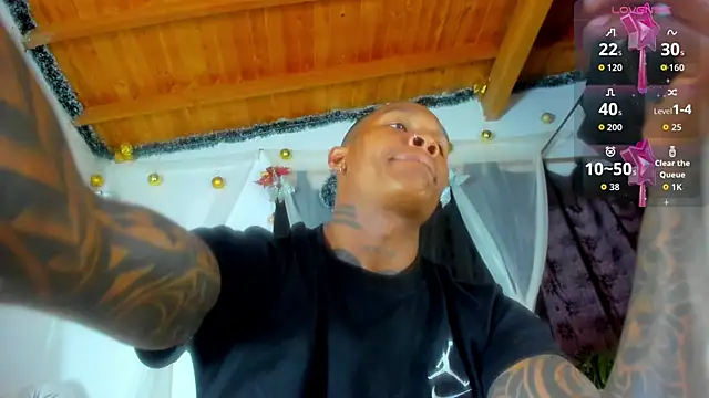 esteveen ortegas  online show from January 14, 2026, 8:14 pm