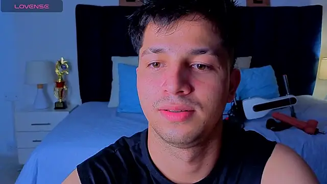 Issac james  online show from April 11, 2026, 3:00 am