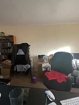 LondonTeffy online show from November 20, 2025, 10:04 am