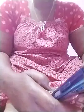 Snapshot of Tamilpriya46 chatting on December 19, 2024, 6:56 pm Tamilpriya46 online show from December 19, 2024, 6:56 pm