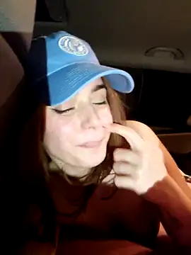 SophieCharm online show from December 15, 2024, 4:37 pm