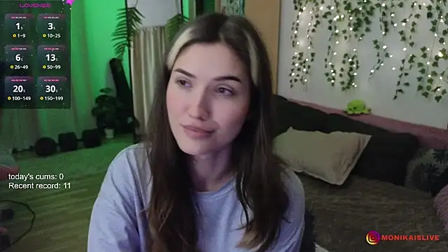 monikavenom online show from October 5, 2025, 2:10 am