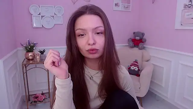 Snapshot of LucySkilar chatting on February 11, 2025, 10:48 am LucySkilar online show from February 11, 2025, 10:48 am