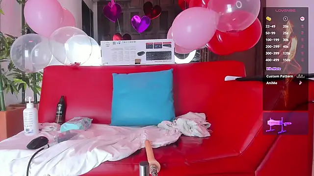 Maximo   online show from February 13, 2025, 10:43 pm