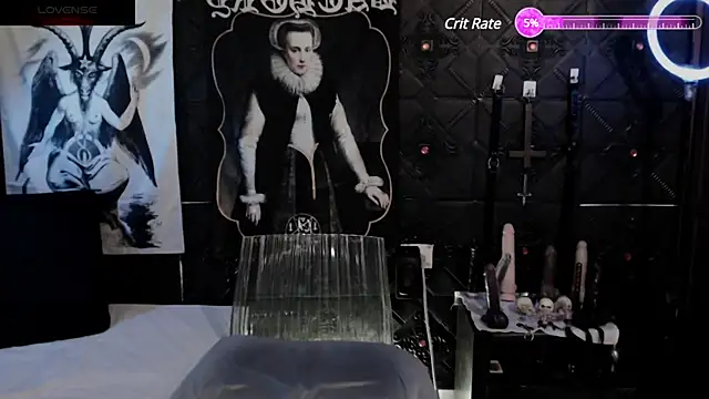 Evil Queen 666 online show from February 21, 2025, 4:40 am