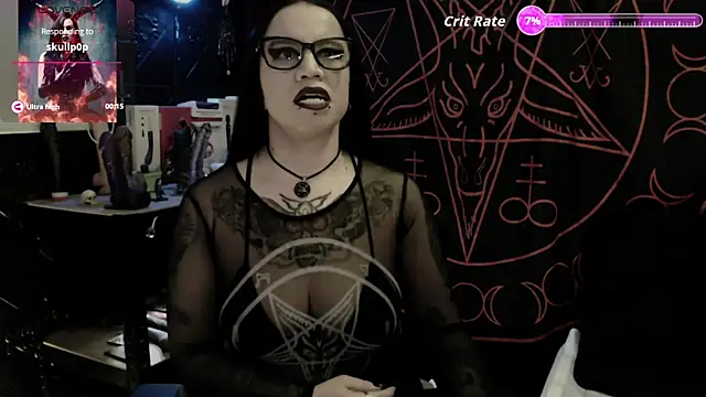 Evil Queen 666 online show from May 3, 2026, 5:46 am
