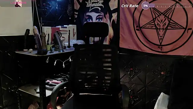 Evil Queen 666 online show from May 16, 2026, 6:32 am
