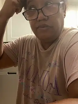 Snapshot of ebonyred chatting on May 12, 2026, 1:08 pm ebonyred online show from May 12, 2026, 1:08 pm