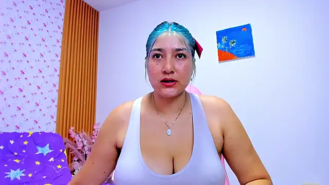 Soyqueen online show from March 13, 2026, 4:41 am