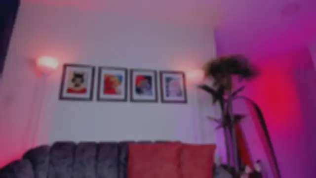 Taylor  foxxx online show from October 11, 2025, 3:39 am