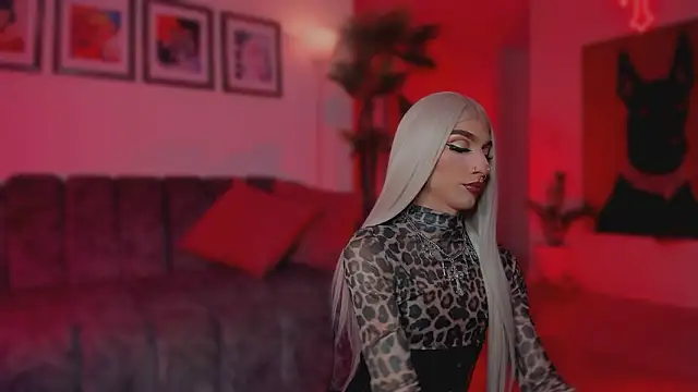 Taylor  foxxx online show from March 10, 2026, 1:10 am