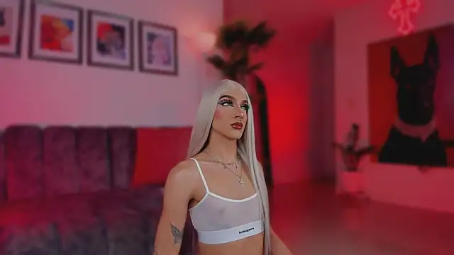 Taylor  foxxx online show from March 31, 2026, 5:19 am