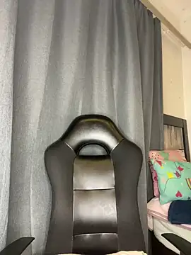 Honeycoco0211 online show from March 19, 2025, 2:05 am