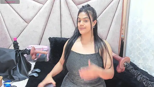 Deisy Torres online show from February 18, 2025, 10:03 pm