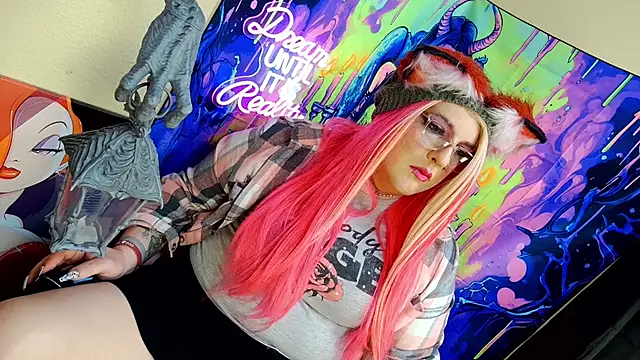 Snapshot of Blakelytgirl chatting on May 15, 2026, 5:20 pm Blakelytgirl online show from May 15, 2026, 5:20 pm