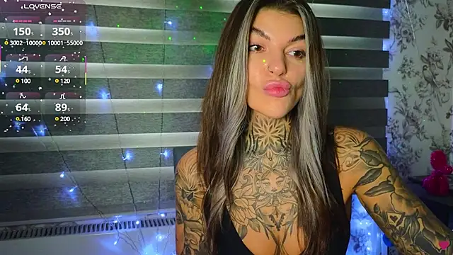 tattooedBabyy online show from March 18, 2025, 6:57 am