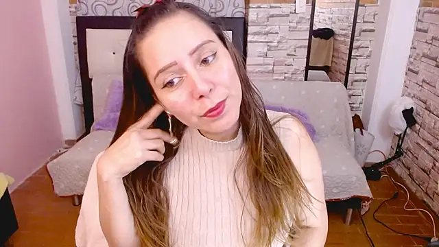 camila delarosa online show from February 20, 2026, 7:03 pm