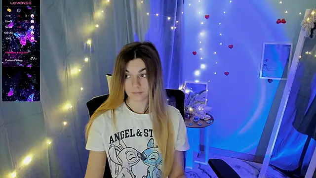 Snapshot of Sweet_me_ chatting on January 19, 2025, 10:39 am Sweet me online show from January 19, 2025, 10:39 am