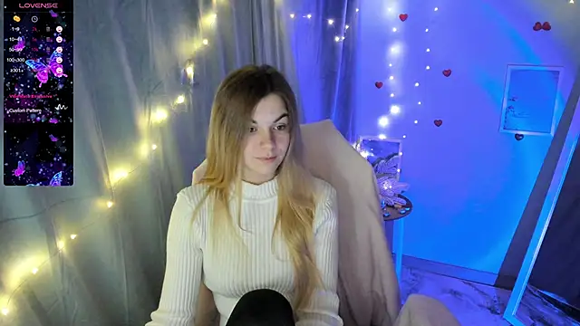 Snapshot of Sweet_me_ chatting on January 22, 2025, 6:42 am Sweet me online show from January 22, 2025, 6:42 am