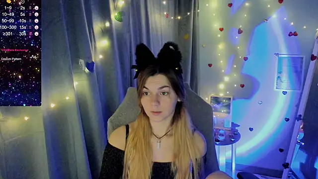 Snapshot of Sweet_me_ chatting on February 19, 2025, 10:09 pm Sweet me online show from February 19, 2025, 10:09 pm