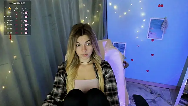 Snapshot of Sweet_me_ chatting on September 21, 2025, 5:53 am Sweet me online show from September 21, 2025, 5:53 am