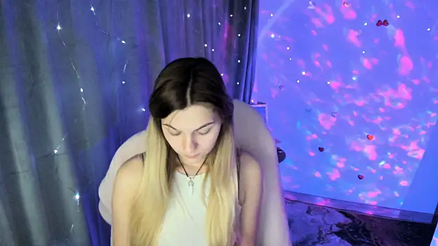 Snapshot of Sweet_me_ chatting on November 20, 2025, 1:22 pm Sweet me online show from November 20, 2025, 1:22 pm