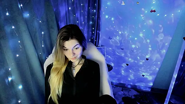 Snapshot of Sweet_me_ chatting on November 23, 2025, 7:08 am Sweet me online show from November 23, 2025, 7:08 am