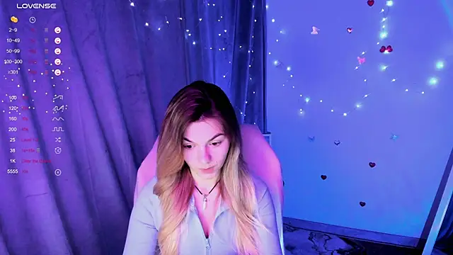 Snapshot of Sweet_me_ chatting on December 21, 2025, 7:04 am Sweet me online show from December 21, 2025, 7:04 am