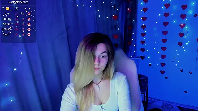 Snapshot of Sweet_me_ chatting on March 3, 2026, 7:47 am Sweet me online show from March 3, 2026, 7:47 am