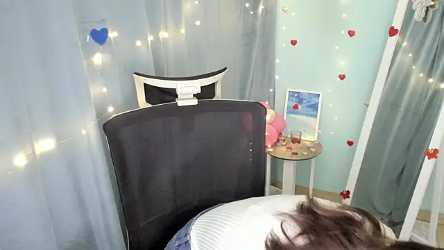 Lexy flower online show from March 19, 2025, 7:40 am