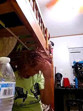 Snapshot of Dixiefaye_Pika chatting on February 7, 2025, 12:42 am Dixiefaye Pika online show from February 7, 2025, 12:42 am