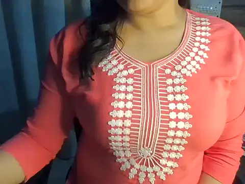 Snapshot of Trezza chatting on March 21, 2025, 11:45 pm Trezza online show from March 21, 2025, 11:45 pm