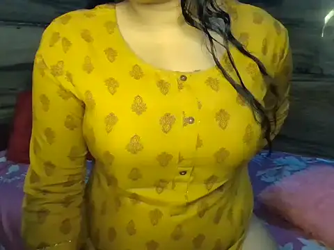 Snapshot of Trezza chatting on September 11, 2025, 7:03 pm Trezza online show from September 11, 2025, 7:03 pm