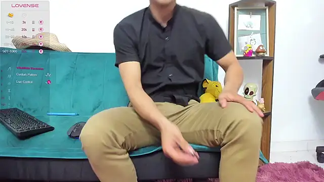 Snapshot of jacques_cardiet chatting on March 10, 2025, 2:05 pm jacques cardiet online show from March 10, 2025, 2:05 pm