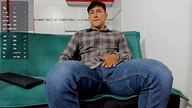 Snapshot of jacques_cardiet chatting on September 15, 2025, 1:33 pm jacques cardiet online show from September 15, 2025, 1:33 pm