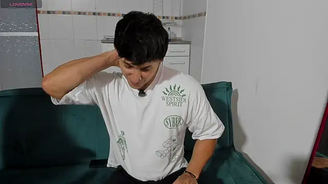 Snapshot of jacques_cardiet chatting on October 16, 2025, 5:47 pm jacques cardiet online show from October 16, 2025, 5:47 pm