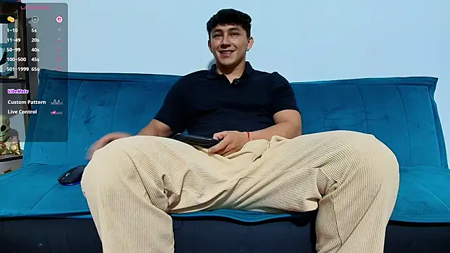 Snapshot of jacques_cardiet chatting on November 27, 2025, 2:19 pm jacques cardiet online show from November 27, 2025, 2:19 pm