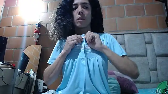 Nadia Monroe online show from October 10, 2025, 11:09 am